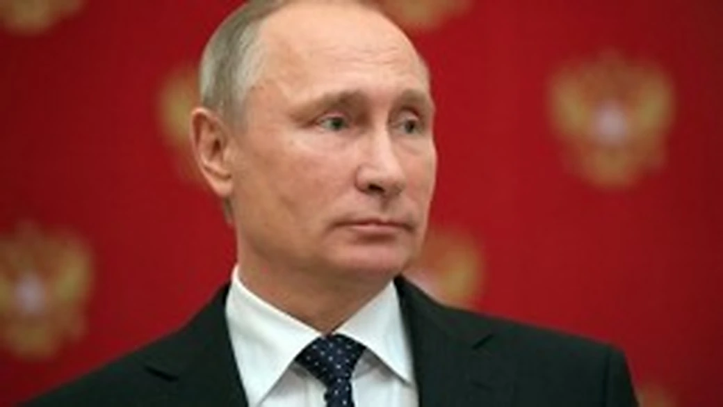 Russia blocked access to materials of Emmanuel Macron and Petro Poroshenko meeting